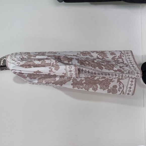 White and light brown floral boho robe, long sleeve approx size 10 to 14 - Picture 4 of 5